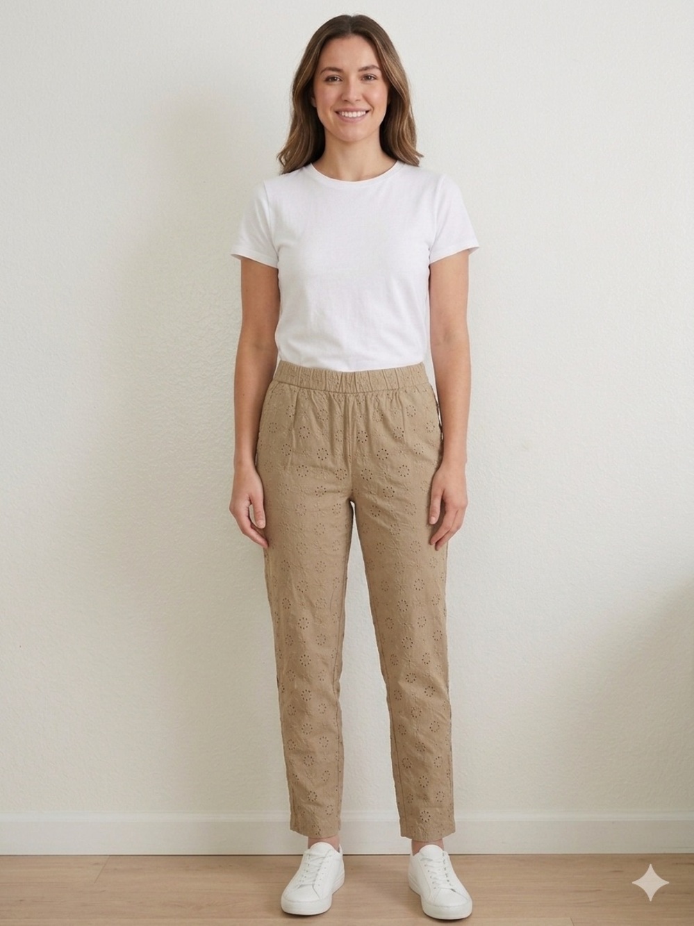 ANN TAYLOR Women's Tan Eyelet Cotton Blend Pants. Size S